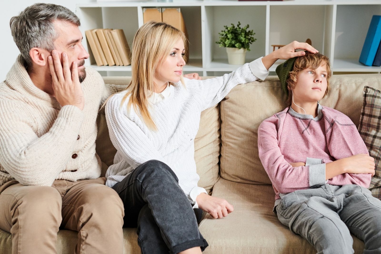 How to Talk to Your Teen About Therapy: A Parent’s Guide